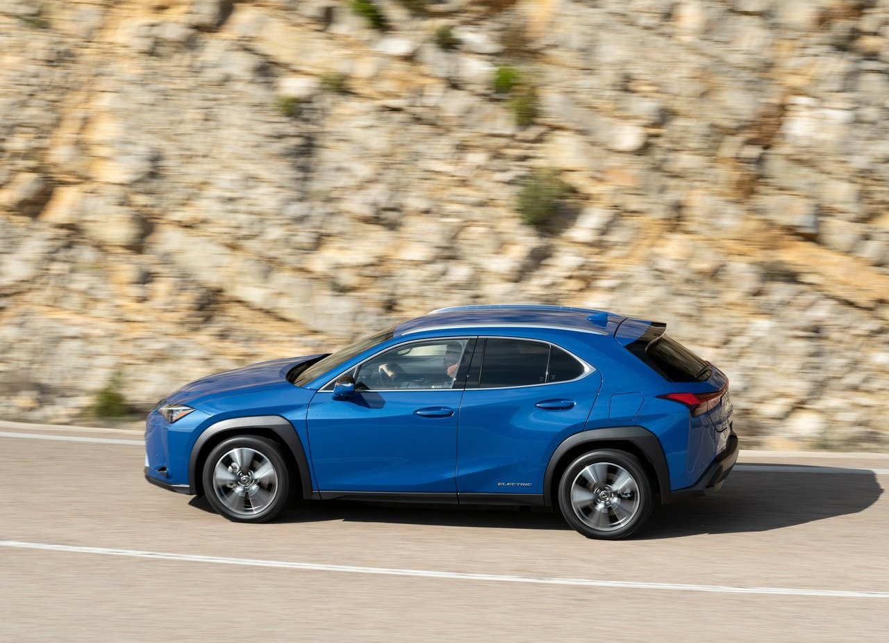 2021 - LEXUS UX 300e, foto 43