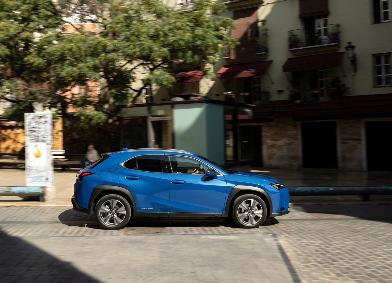 2021 - LEXUS UX 300e, foto 47