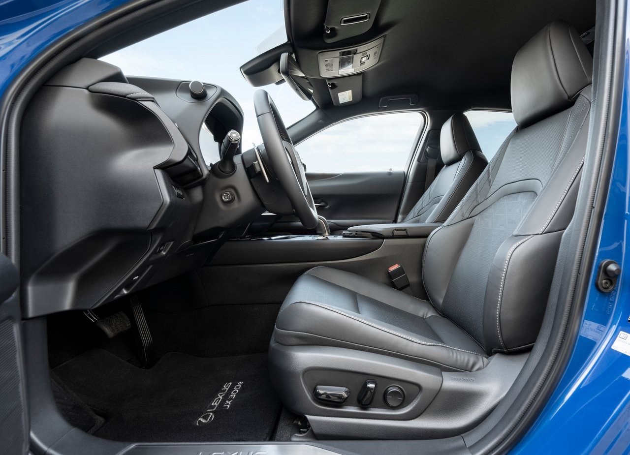 2021 - LEXUS UX 300e, foto 104