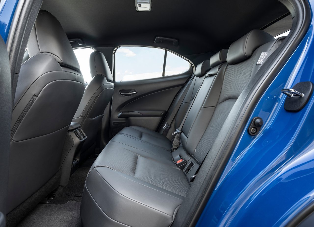 2021 - LEXUS UX 300e, foto 105