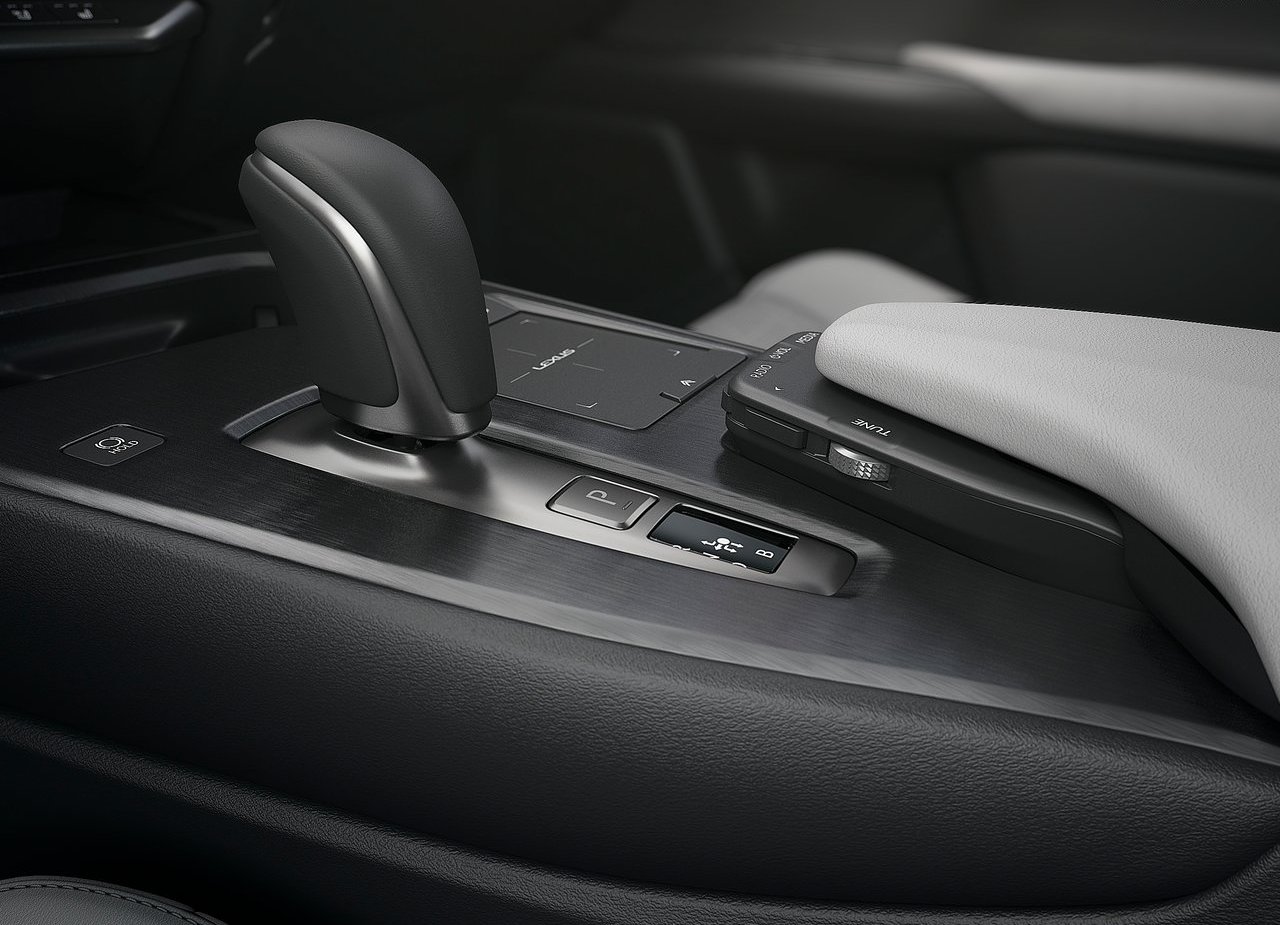 2021 - LEXUS UX 300e, foto 108