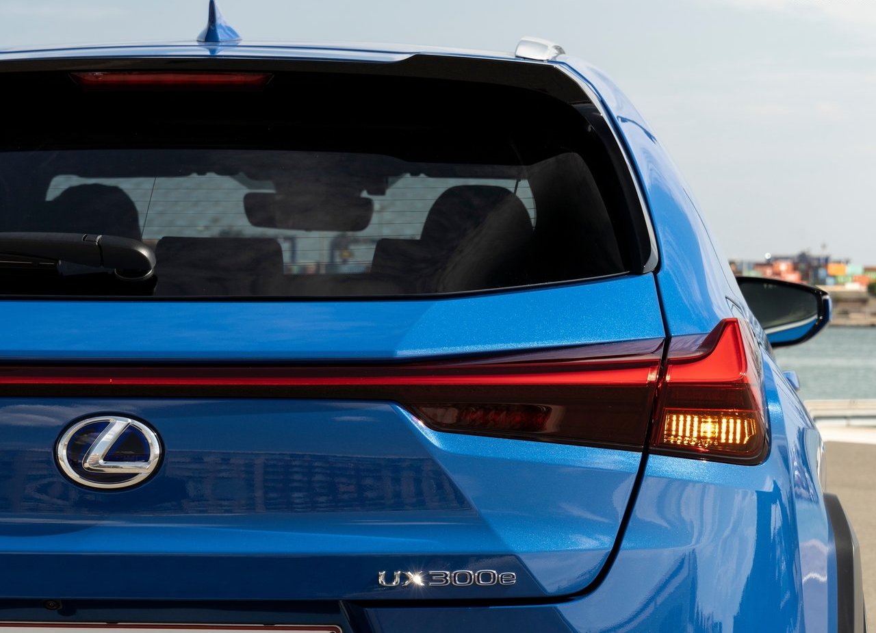 2021 - LEXUS UX 300e, foto 123