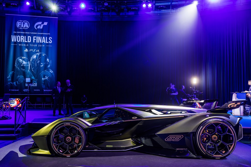 2019 - LAMBORGHINI LAMBO V12 VISION GRAN TURISMO CONCEPT, foto 16