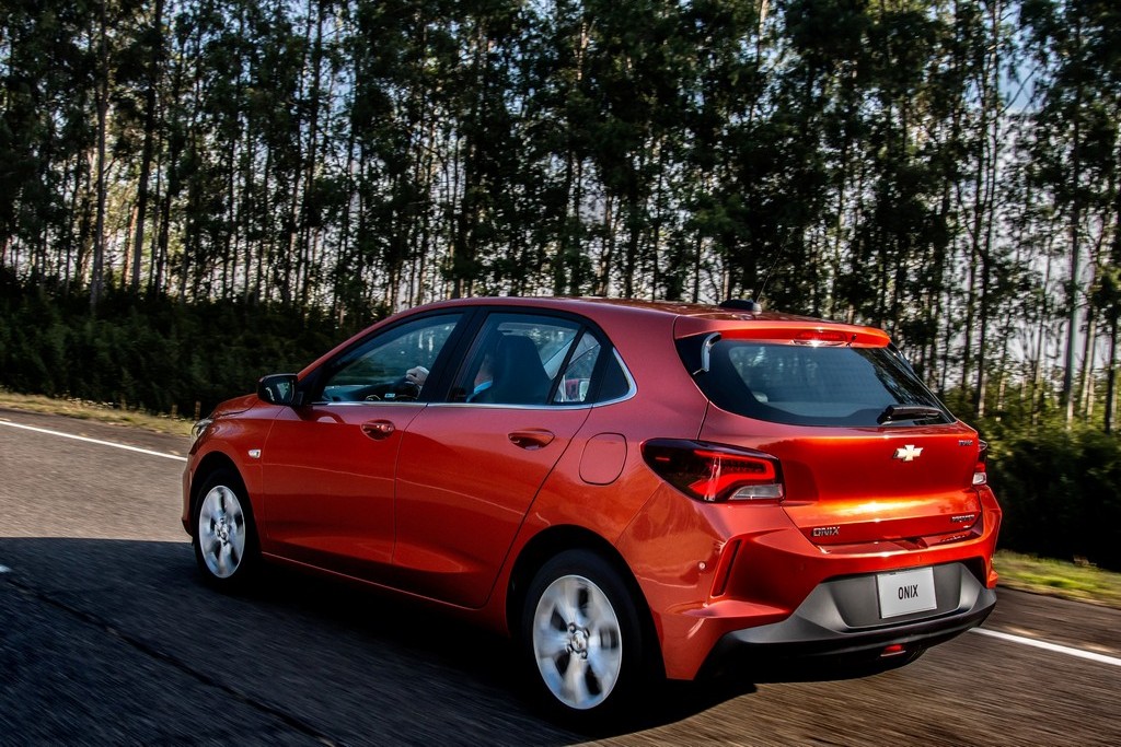 CHEVROLET ONIX HATCH, foto 4