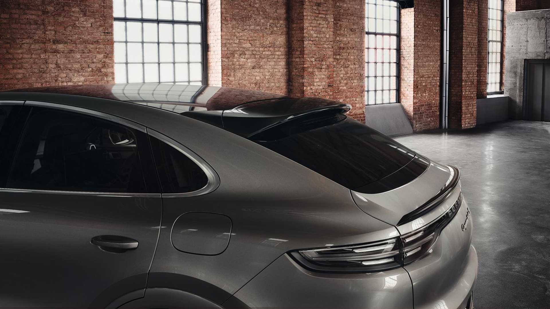 2020 - PORSCHE CAYENNE TURBO S E-HYBRID COUPE BY PORSCHE EXCLUSIVE, foto 3