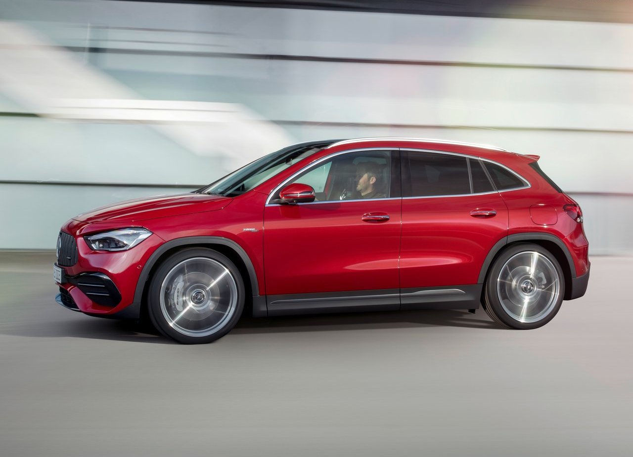 MERCEDES-AMG GLA 35, foto 9