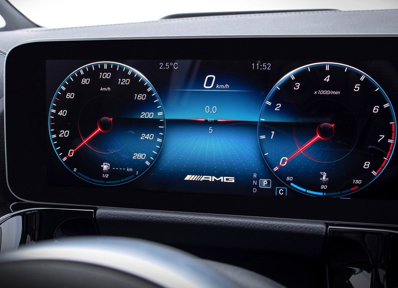 MERCEDES-AMG GLA 35, foto 20