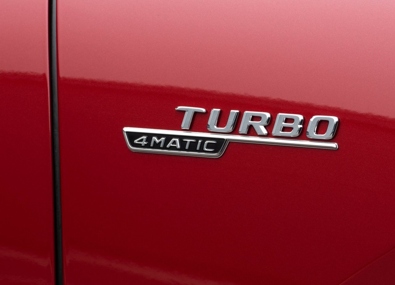 MERCEDES-AMG GLA 35, foto 30