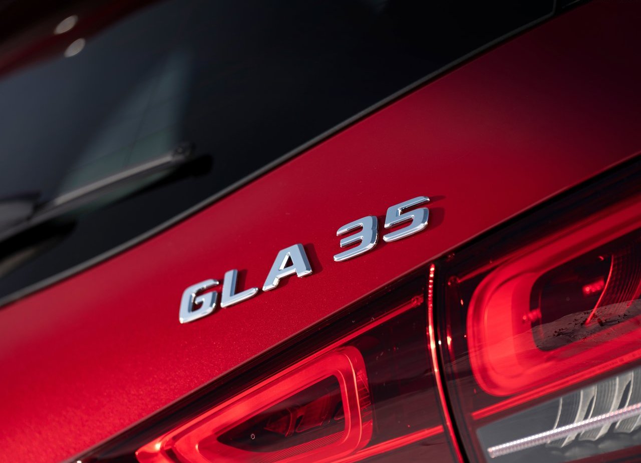 MERCEDES-AMG GLA 35, foto 32