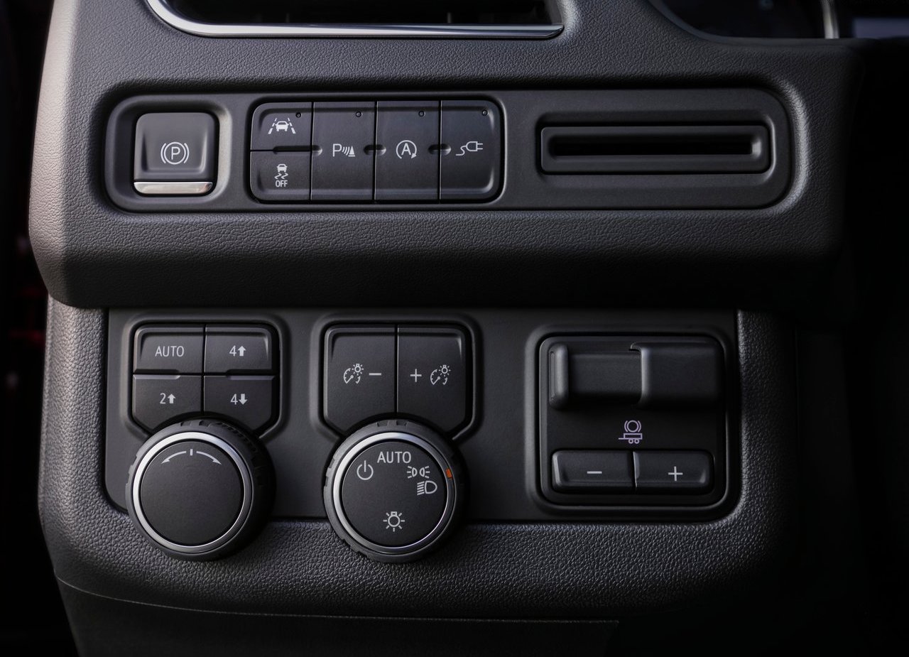 2021 - CHEVROLET SUBURBAN & TAHOE, foto 48
