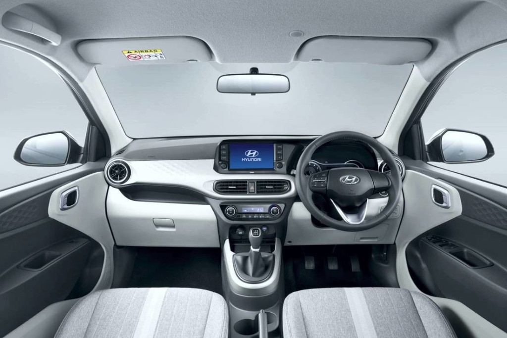 HYUNDAI AURA, foto 3