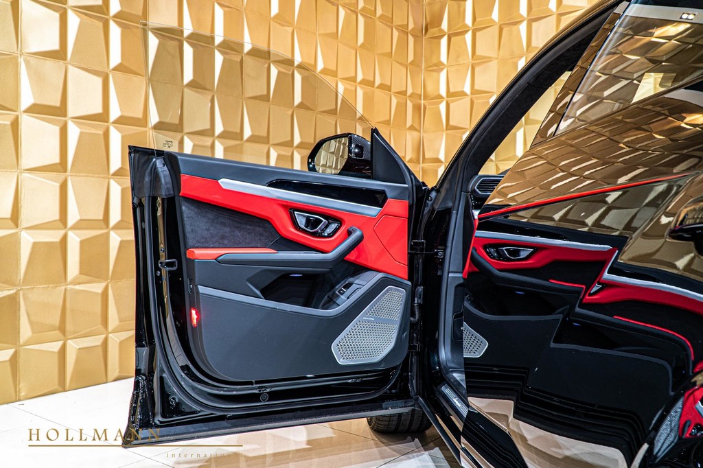 2019 - LAMBORGHINI URUS VENATUS BLACK BY MANSORY, foto 15