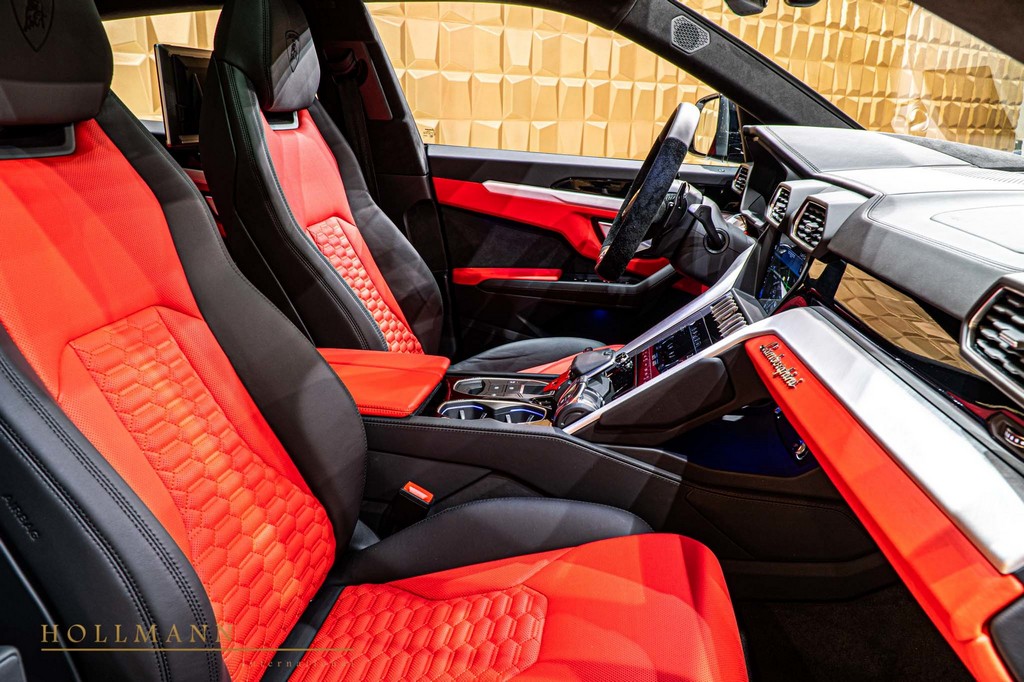 2019 - LAMBORGHINI URUS VENATUS BLACK BY MANSORY, foto 24