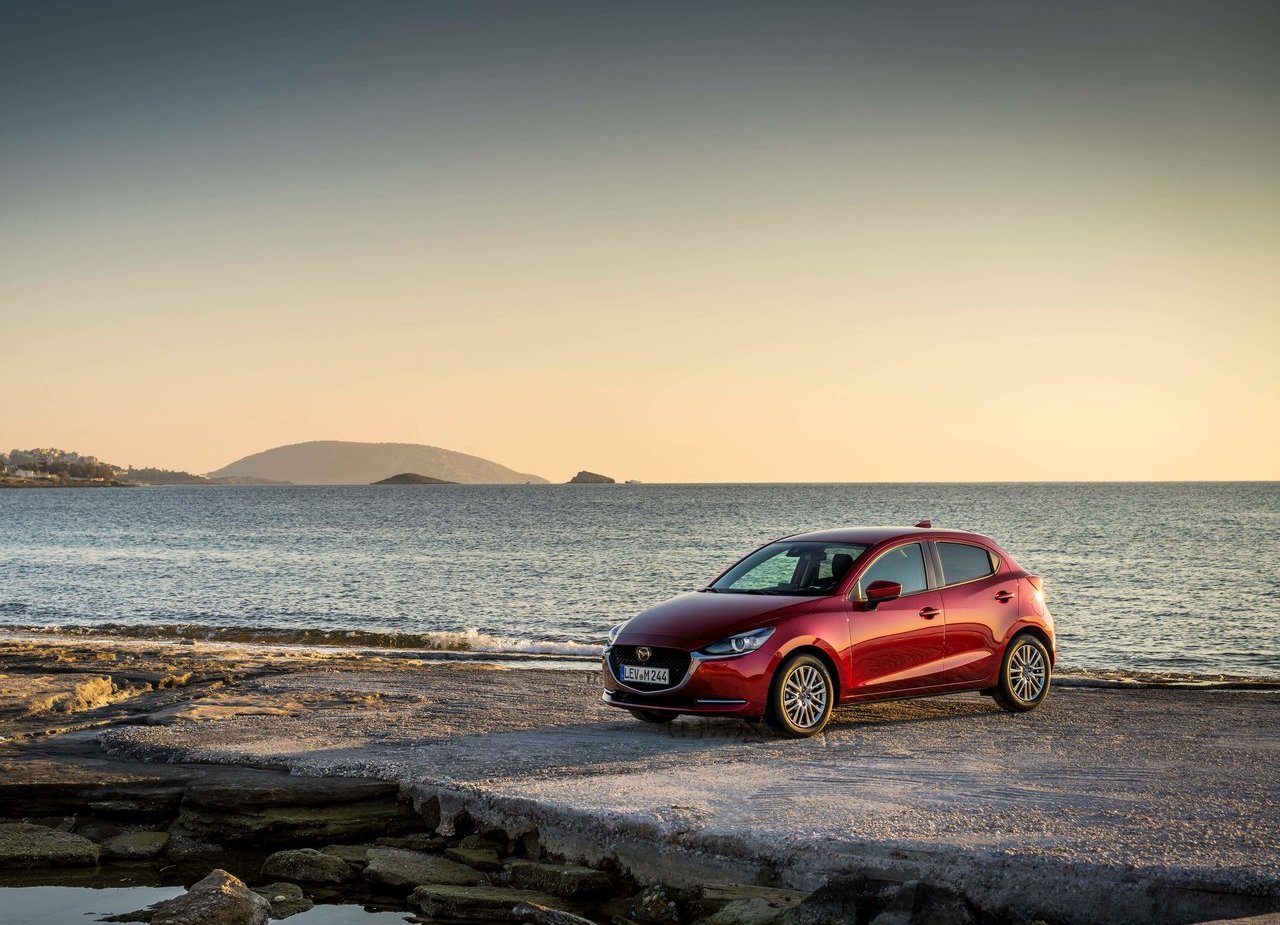 2020 - MAZDA2, foto 11