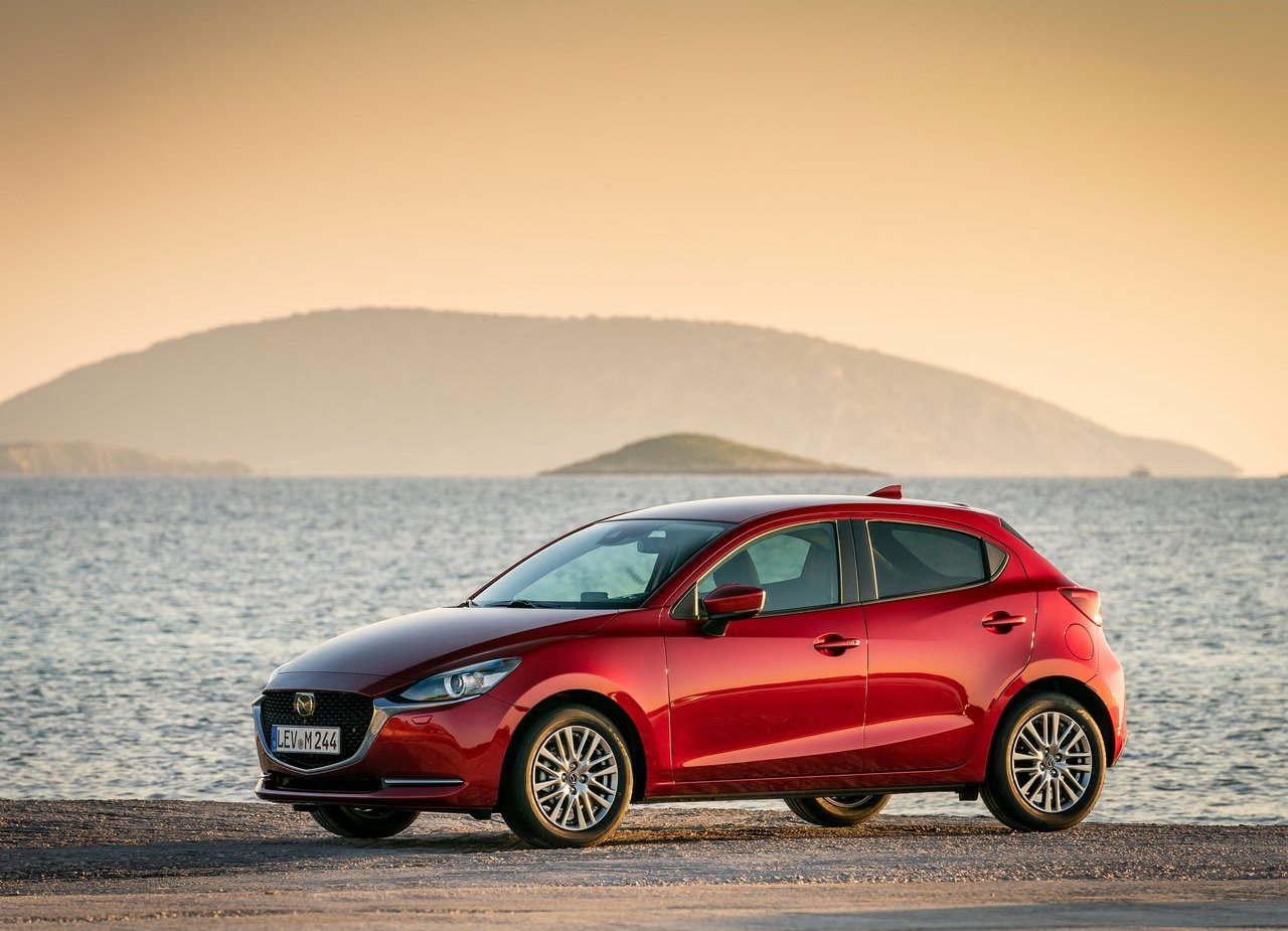 2020 - MAZDA2, foto 14