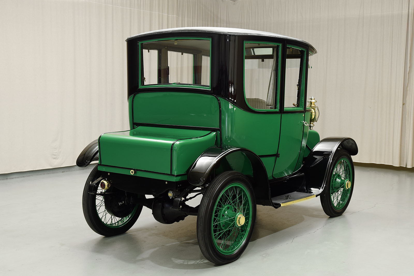 RAUCH & LANG ELECTRIC J6 COACH, foto 3