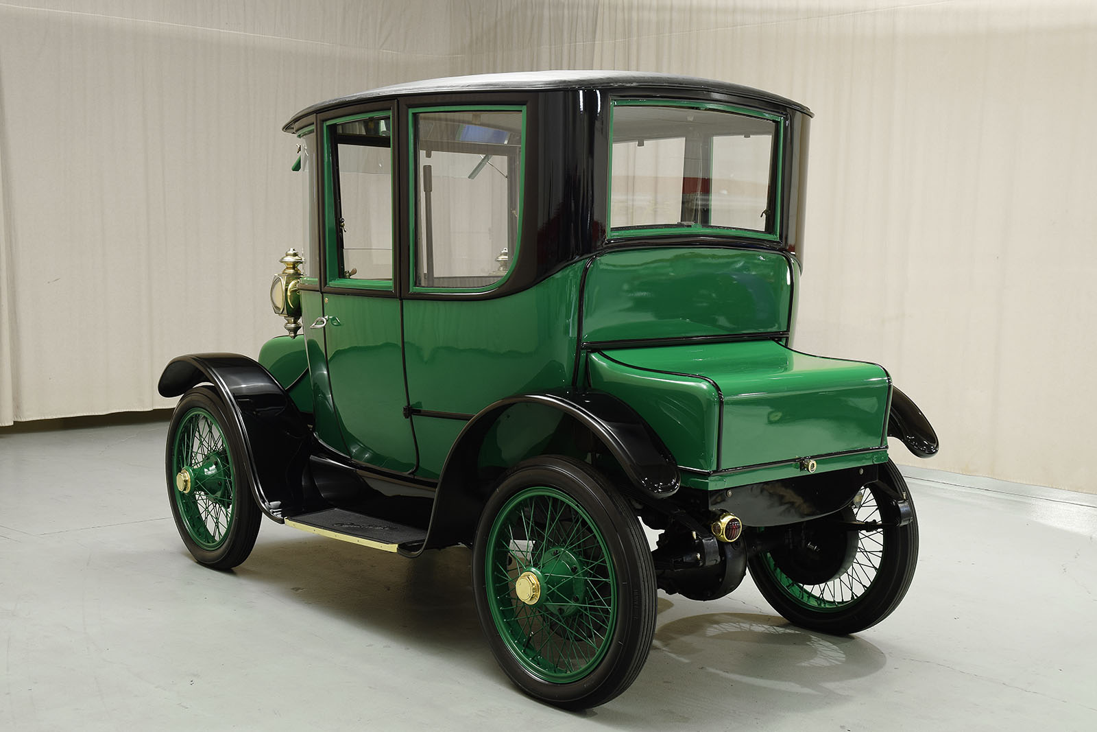 RAUCH & LANG ELECTRIC J6 COACH, foto 4
