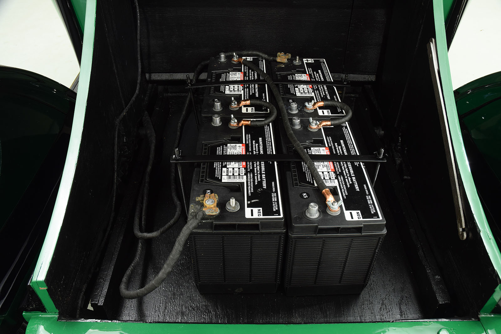 RAUCH & LANG ELECTRIC J6 COACH, foto 6