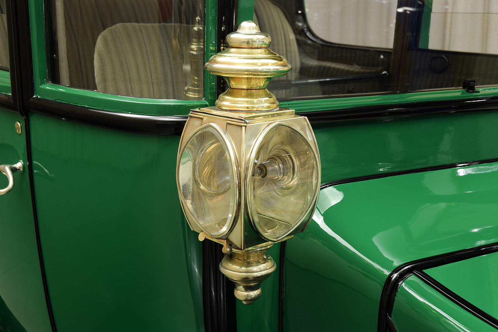 RAUCH & LANG ELECTRIC J6 COACH, foto 17