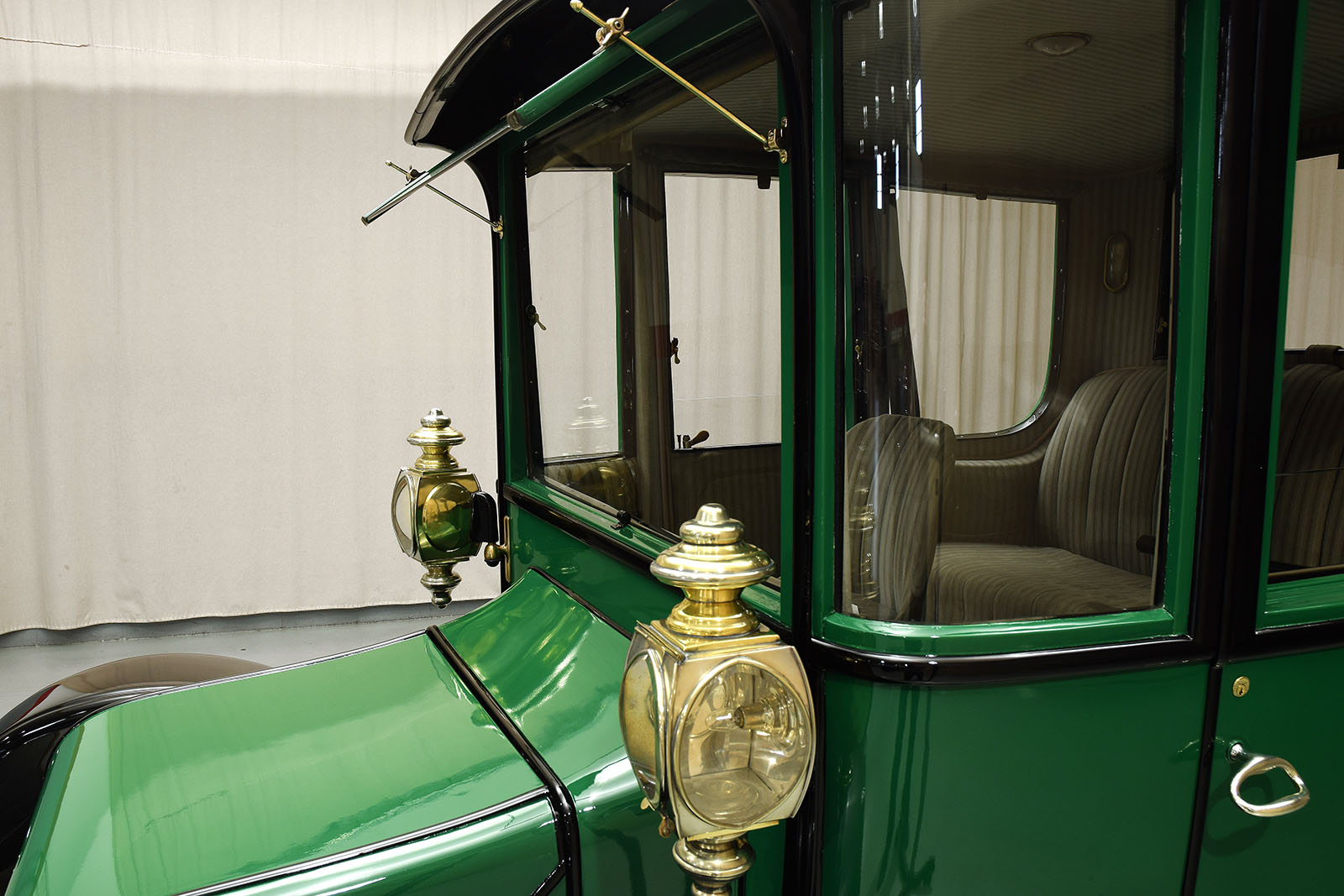 RAUCH & LANG ELECTRIC J6 COACH, foto 18