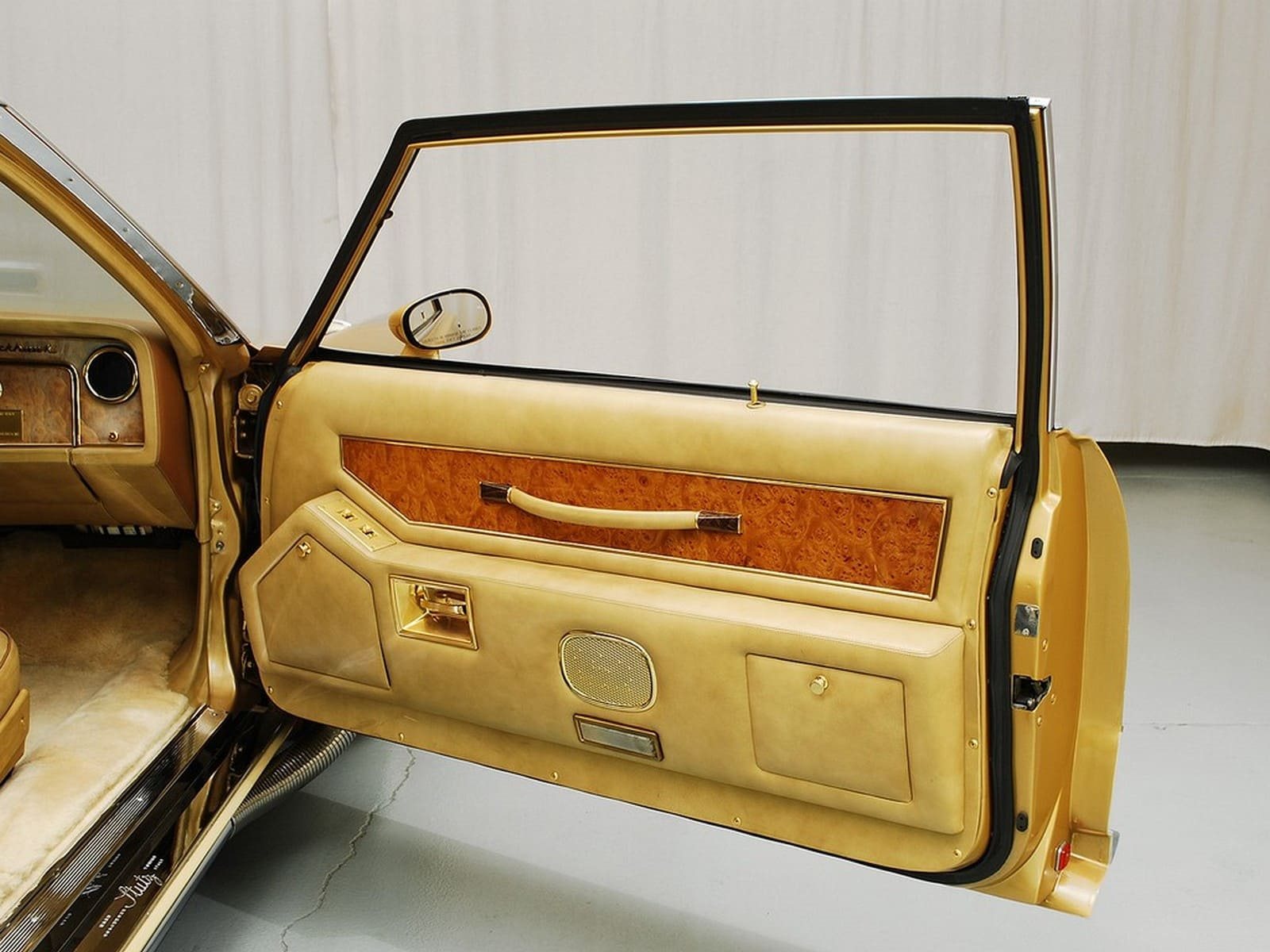 1985 - STUTZ BLACKHAWK GOLD, foto 15