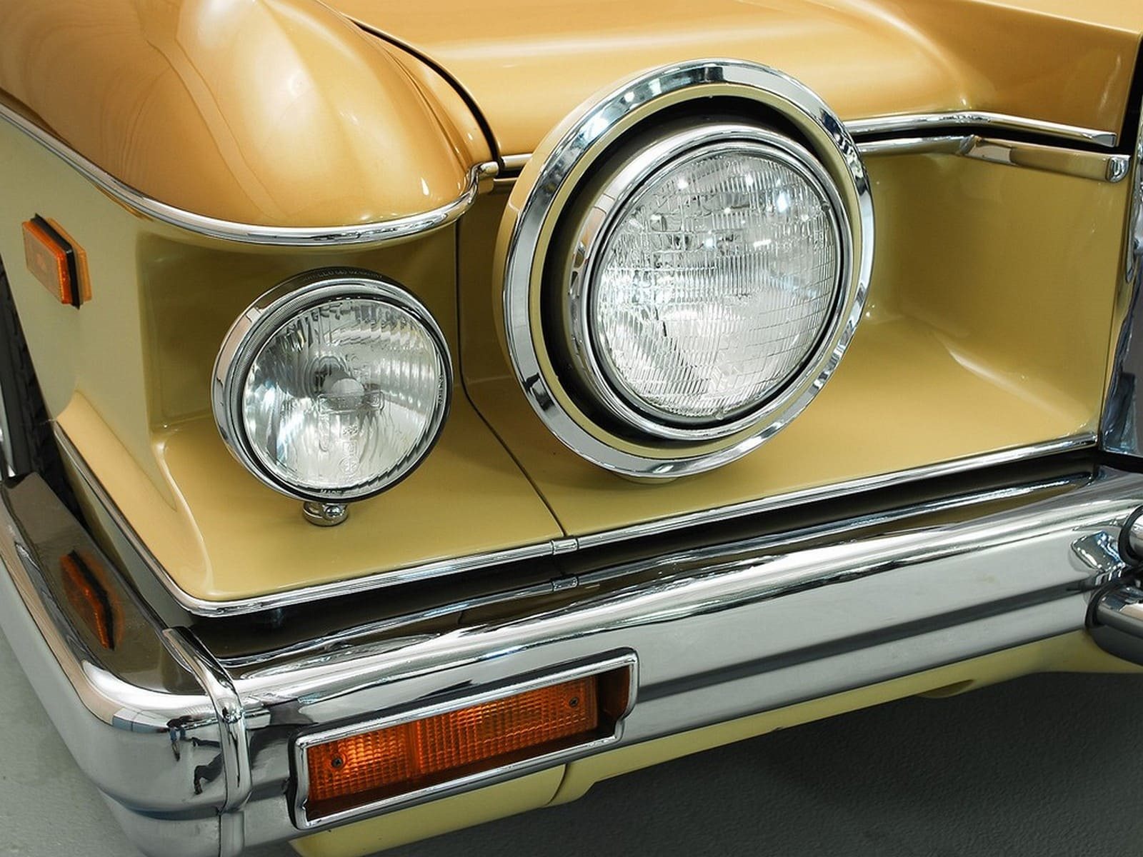 1985 - STUTZ BLACKHAWK GOLD, foto 17