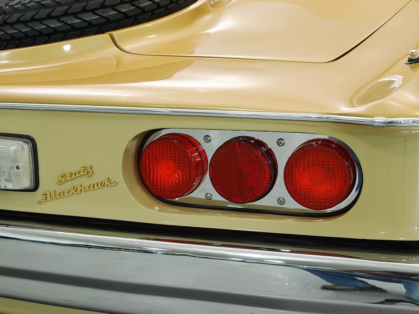 1985 - STUTZ BLACKHAWK GOLD, foto 25