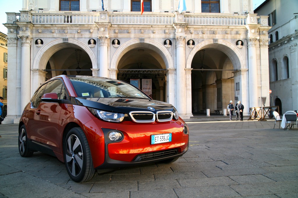 BMW i3 SIX YEARS, foto 1