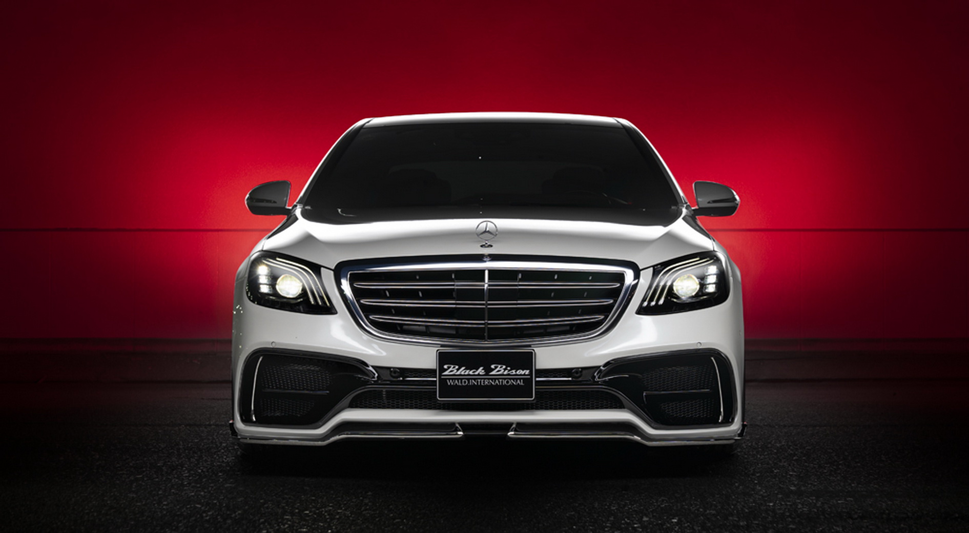 2017 - MERCEDES-BENZ S BLACK BISON BY WALD, foto 5