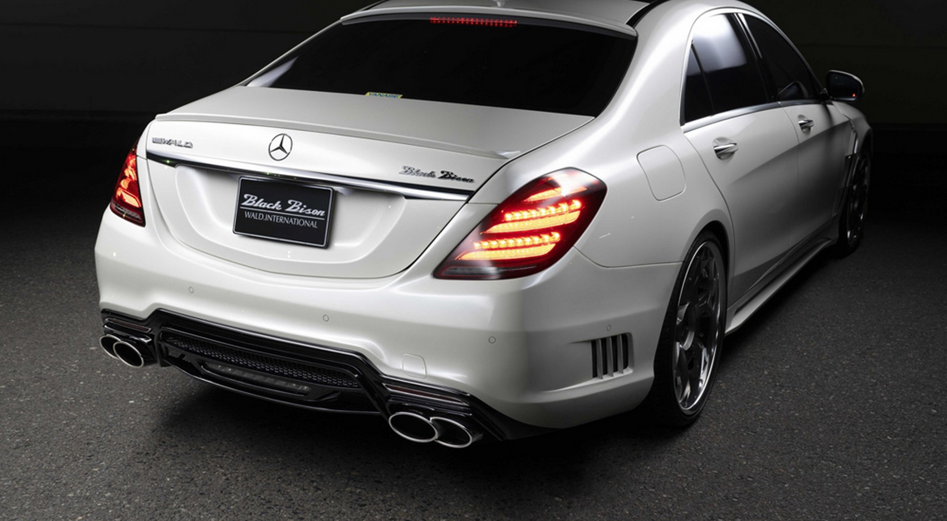 2017 - MERCEDES-BENZ S BLACK BISON BY WALD, foto 7