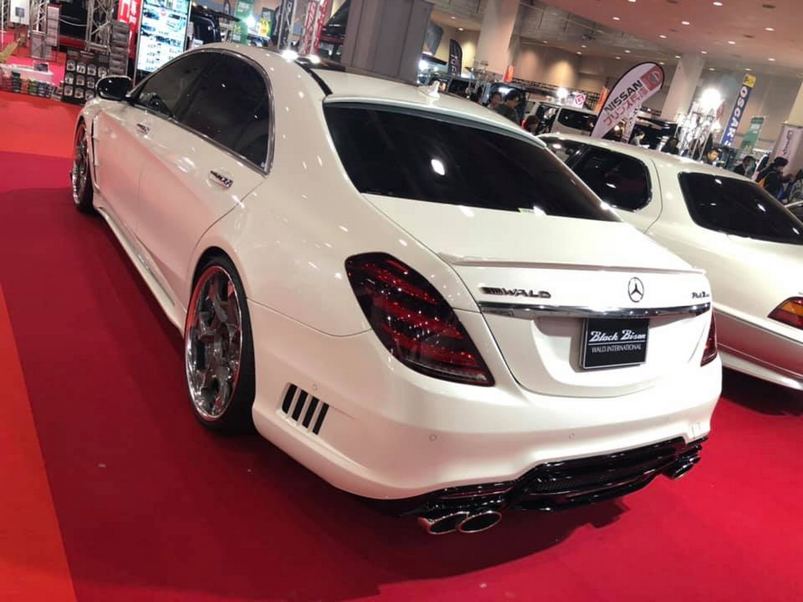 2017 - MERCEDES-BENZ S BLACK BISON BY WALD, foto 14