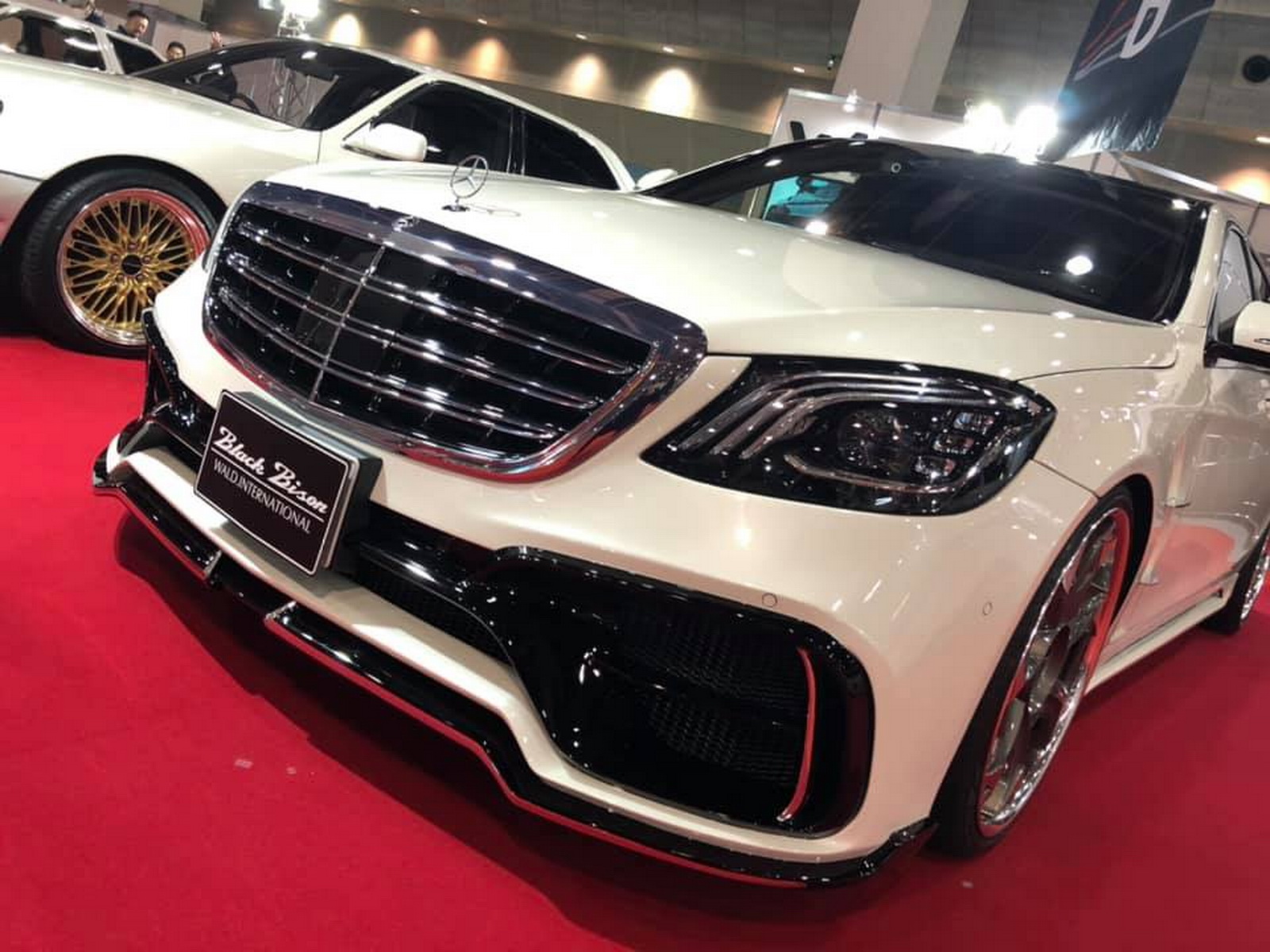 2017 - MERCEDES-BENZ S BLACK BISON BY WALD, foto 16