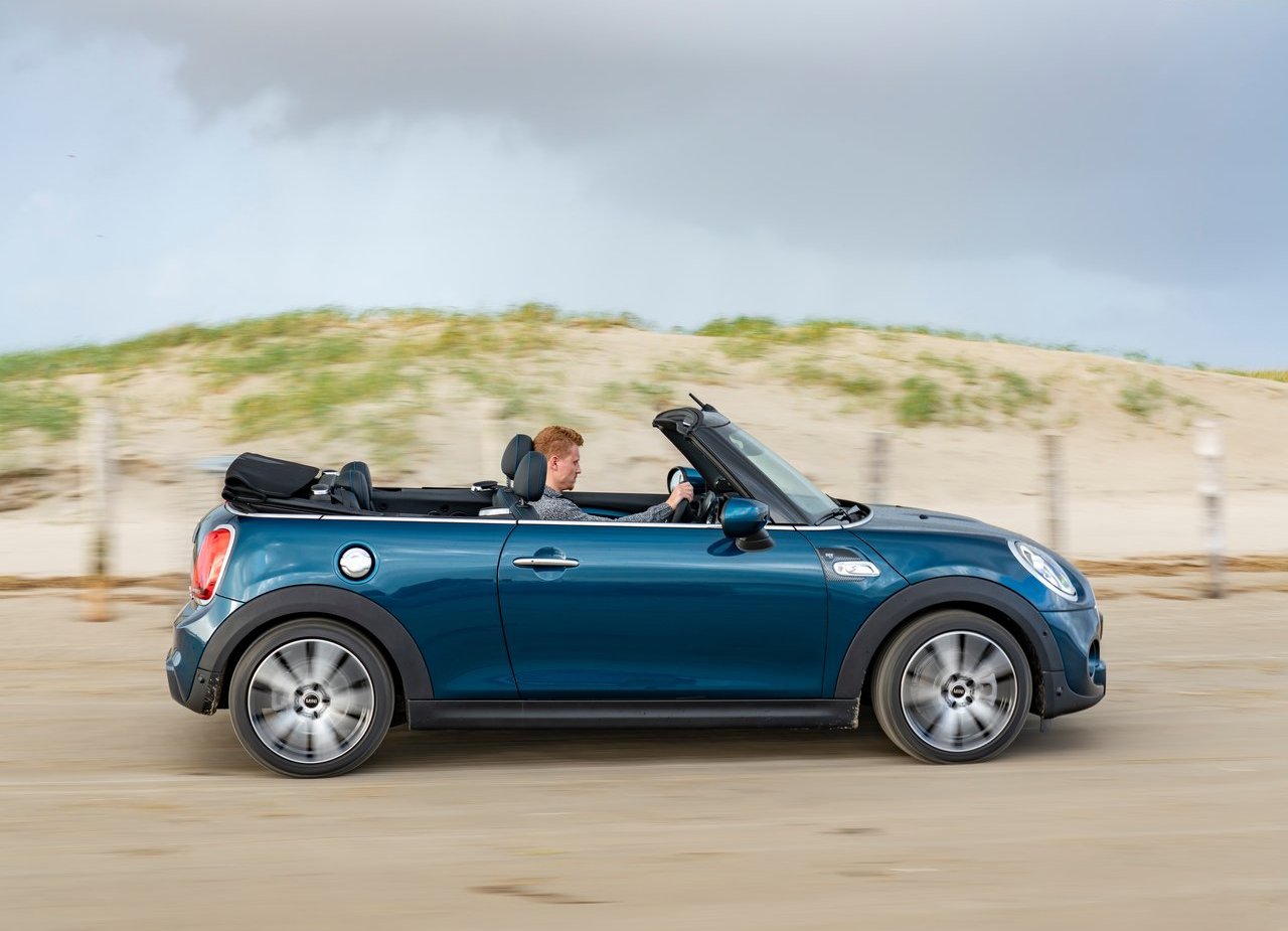 MINI COOPER CABRIO SIDEWALK EDITION, foto 10