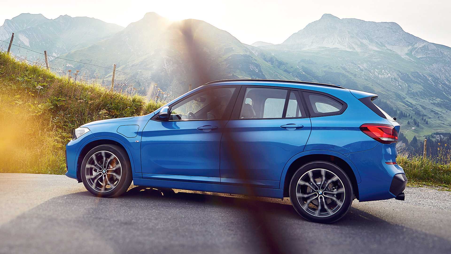 2020 - BMW X1 & X2 xDRIVE25e, foto 14