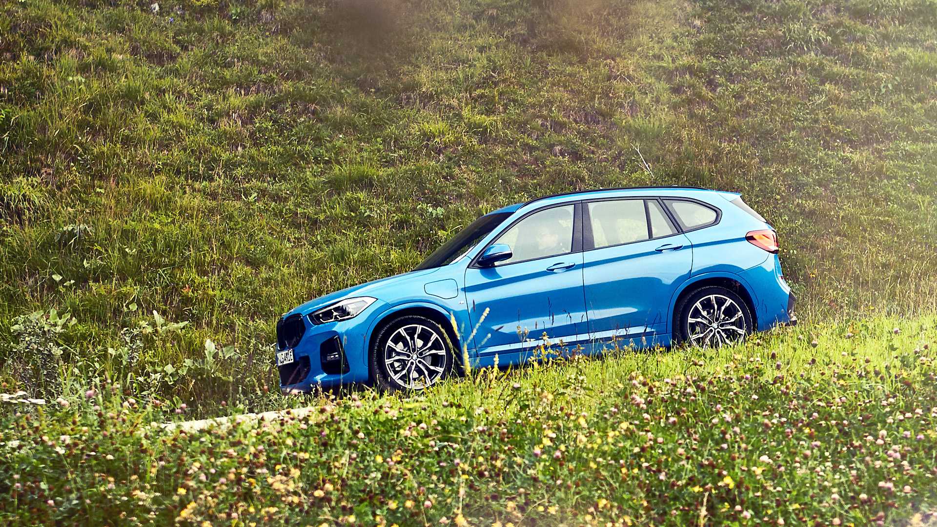 2020 - BMW X1 & X2 xDRIVE25e, foto 16