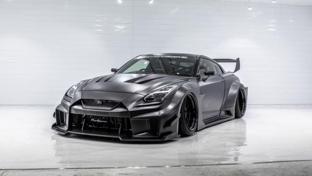 2020 - NISSAN GT-R BY LIBERTY WALK, foto 1