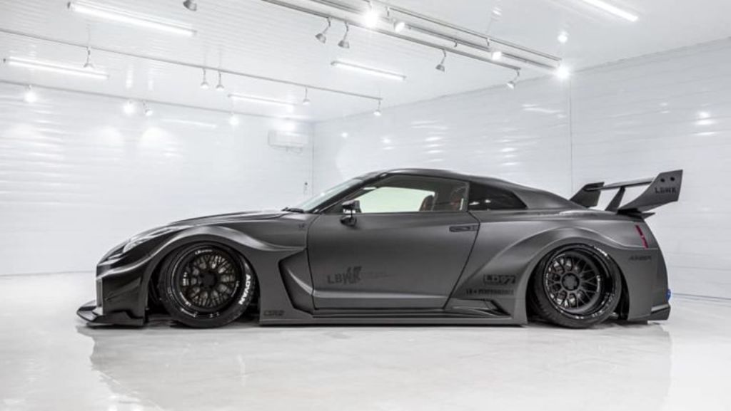 2020 - NISSAN GT-R BY LIBERTY WALK, foto 2