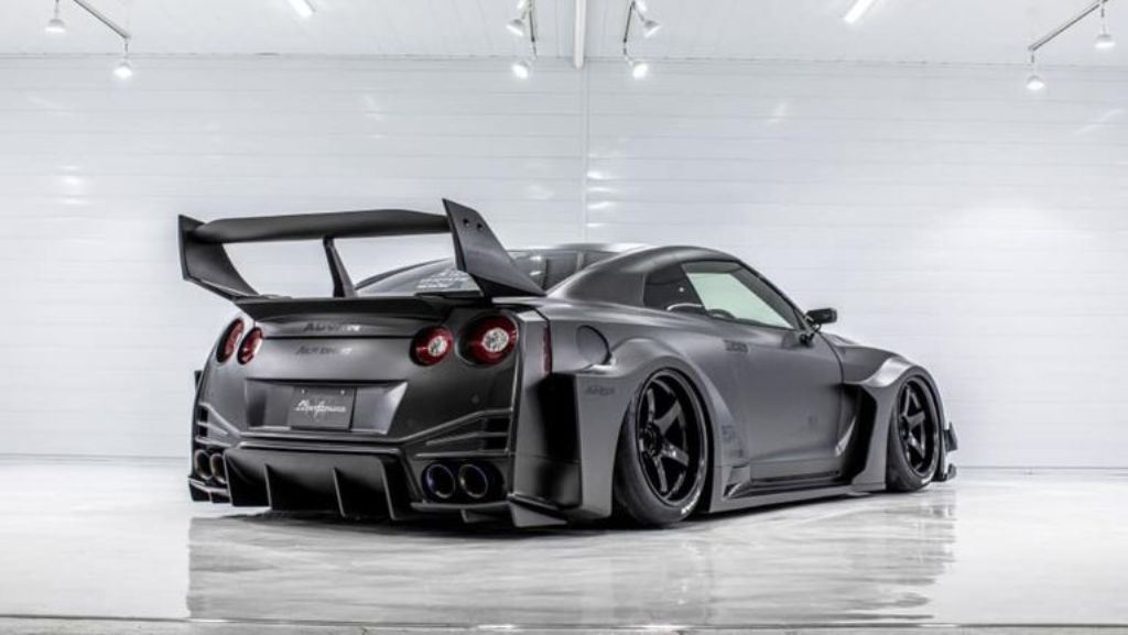 2020 - NISSAN GT-R BY LIBERTY WALK, foto 3