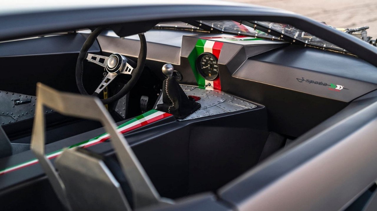 LAMBORGHINI ESPADA CYBERPUNK BY ART KUSTOMS, foto 4