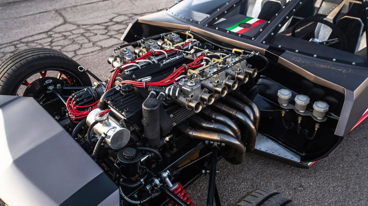 LAMBORGHINI ESPADA CYBERPUNK BY ART KUSTOMS, foto 5
