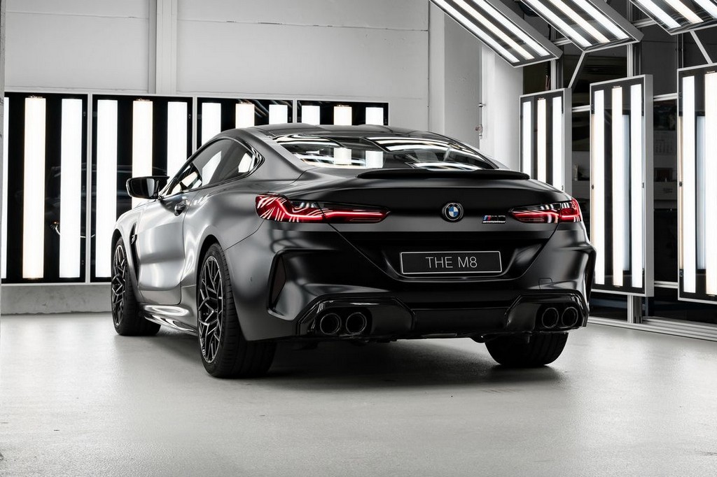 BMW M8 COMPETITION COUPE INDIVIDUAL MANUFAKTUR, foto 14