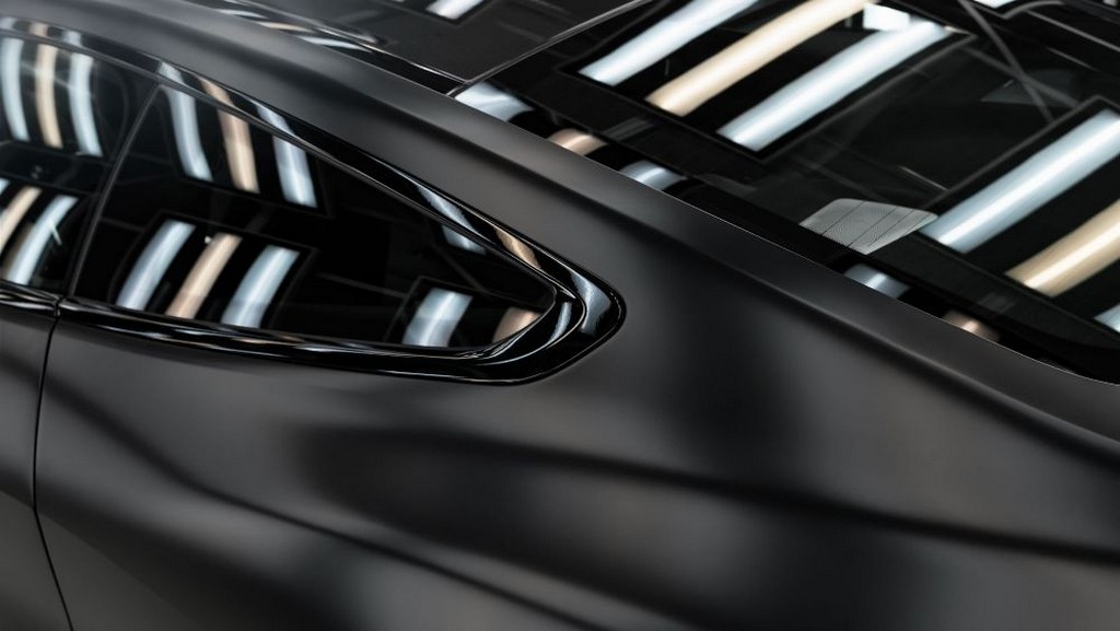 BMW M8 COMPETITION COUPE INDIVIDUAL MANUFAKTUR, foto 19