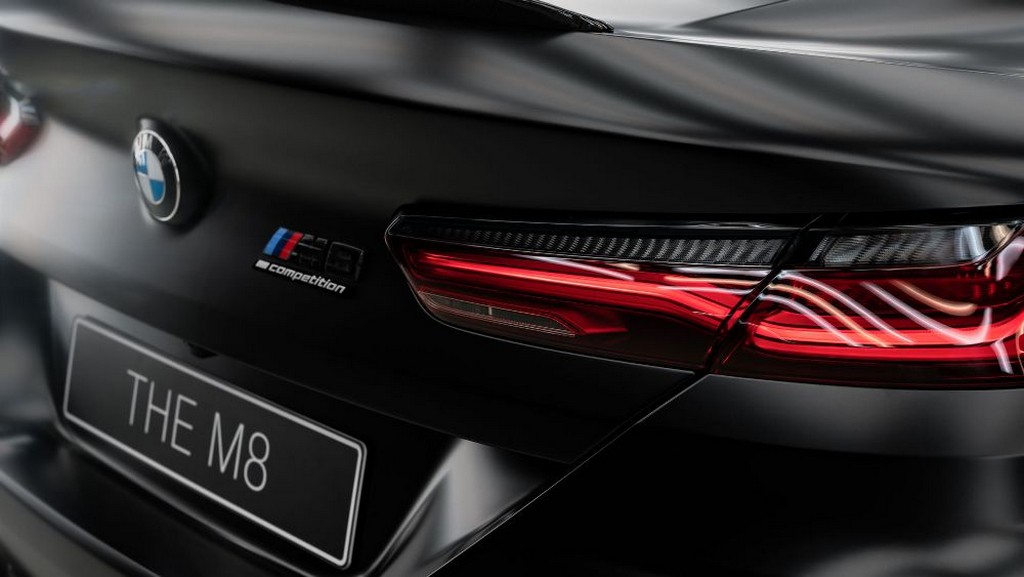 BMW M8 COMPETITION COUPE INDIVIDUAL MANUFAKTUR, foto 21