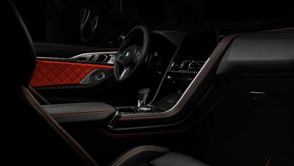 BMW M8 COMPETITION COUPE INDIVIDUAL MANUFAKTUR, foto 23