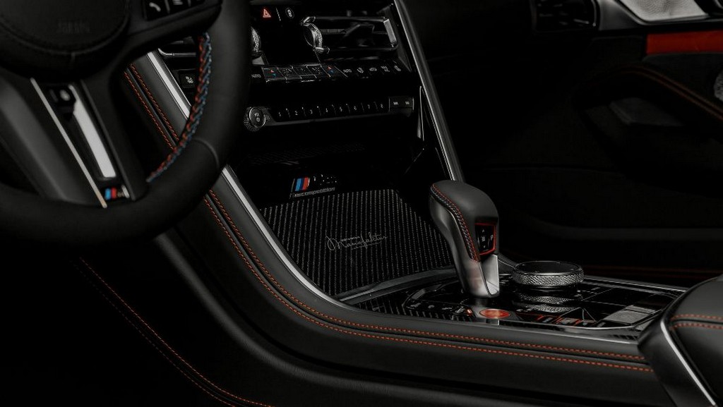 BMW M8 COMPETITION COUPE INDIVIDUAL MANUFAKTUR, foto 26