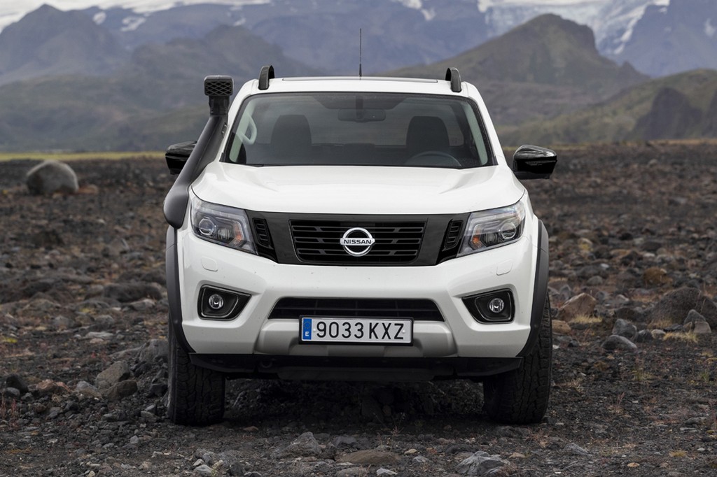 NISSAN NAVARA OFF-ROADER AT32, foto 2