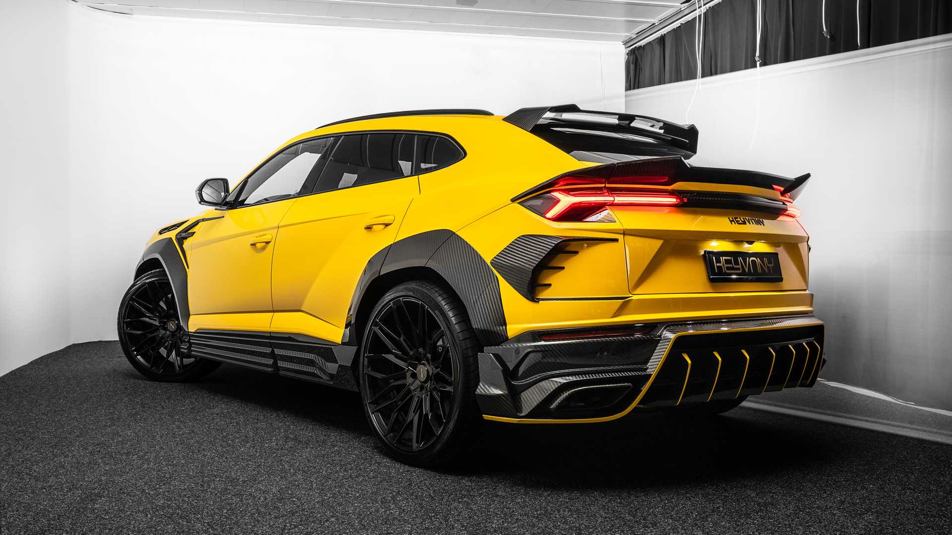 2020 - LAMBORGHINI URUS BY KEYVANY, foto 6