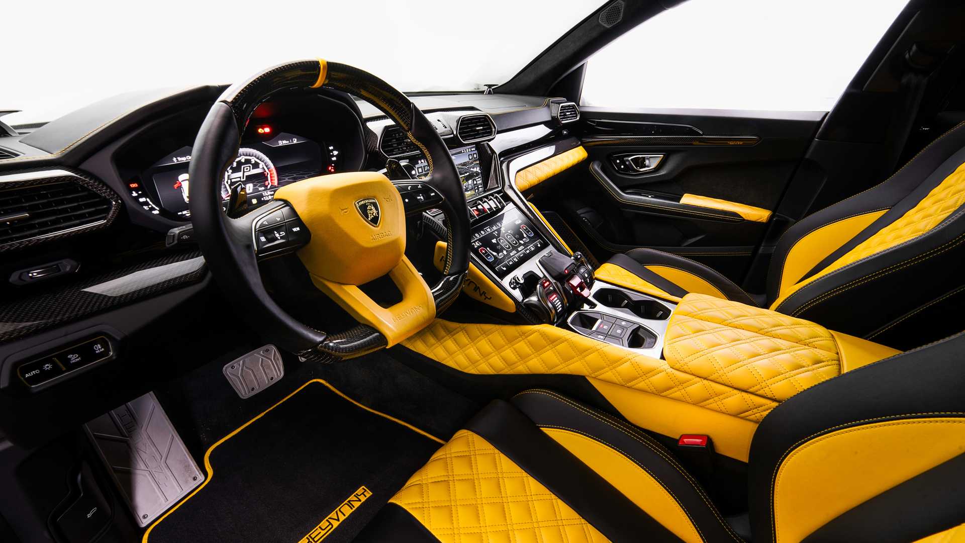 2020 - LAMBORGHINI URUS BY KEYVANY, foto 15
