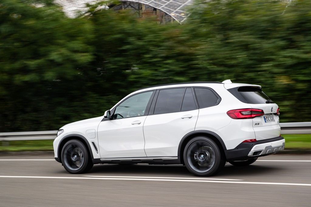 2020 - BMW X5 xDRIVE45e M SPORT, foto 29