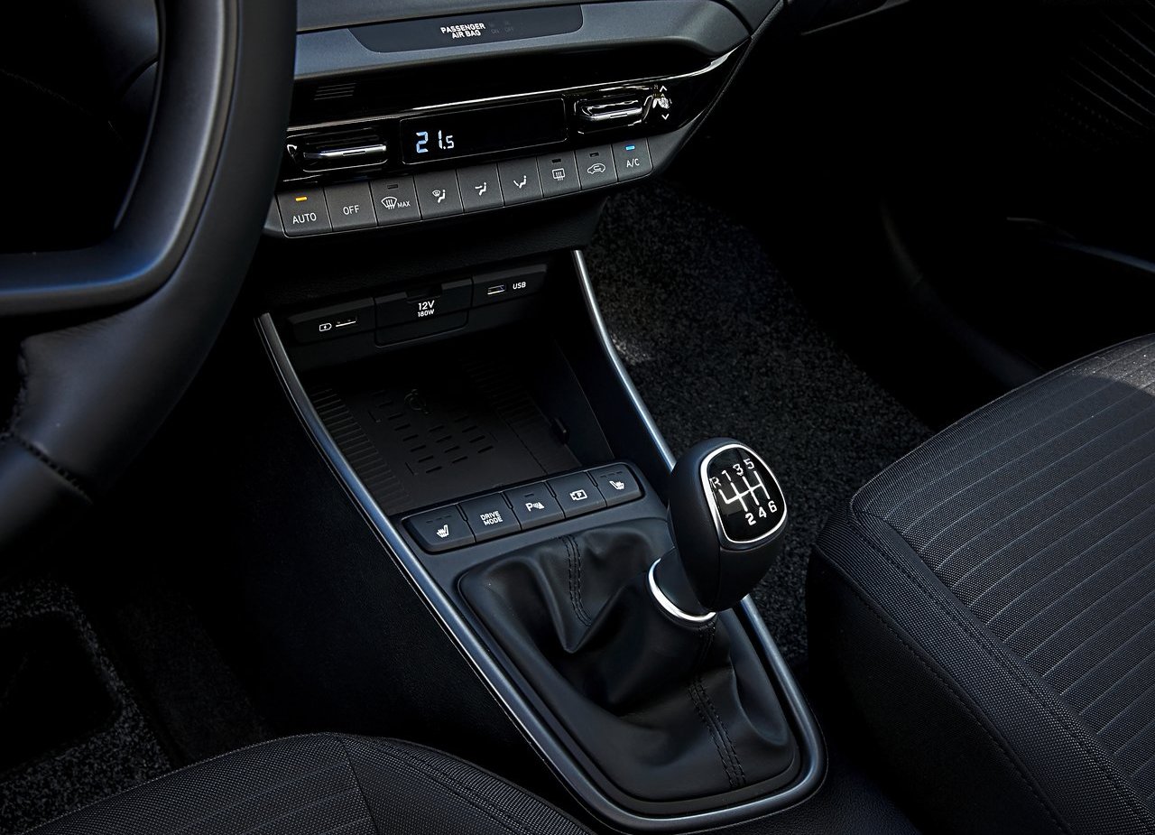 2021 - HYUNDAI i20, foto 47